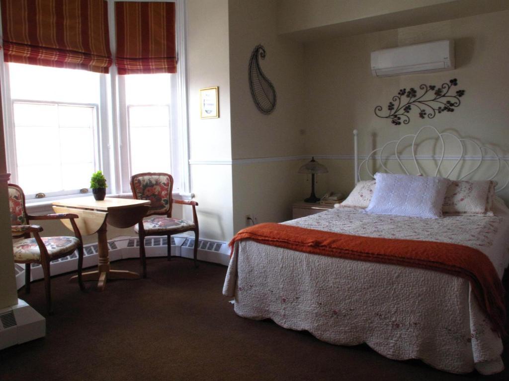 Garden South Park Inn Галіфакс Номер фото